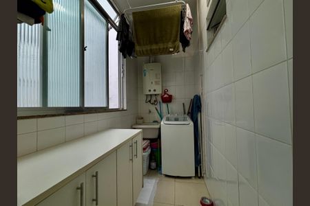 Apartamento à venda com 100m², 2 quartos e sem vagaÁrea de serviço