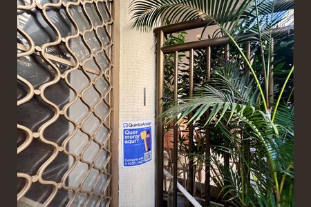 Apartamento à venda com 100m², 2 quartos e sem vagaPlaca