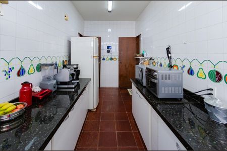 Apartamento para alugar com 200m², 4 quartos e 3 vagasCozinha