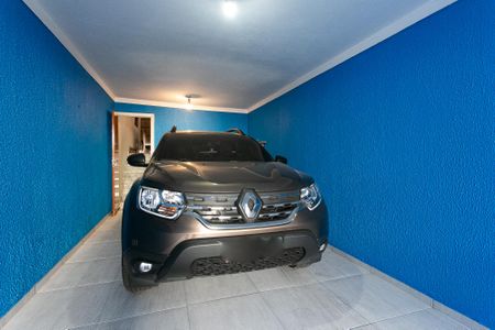 Casa à venda com 185m², 3 quartos e 4 vagas Casa à venda com 185m², 3 quartos e 4 vagasGaragem