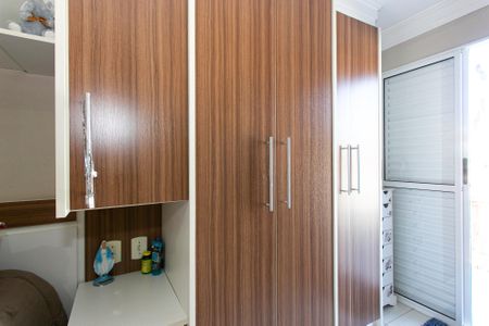 Casa à venda com 185m², 3 quartos e 4 vagas Casa à venda com 185m², 3 quartos e 4 vagasSuíte