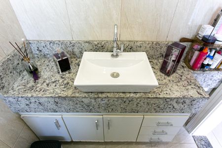 Casa à venda com 185m², 3 quartos e 4 vagas Casa à venda com 185m², 3 quartos e 4 vagasBanheiro da Suíte