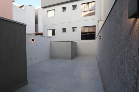 Casa à venda com 140m², 3 quartos e 2 vagasCobertura