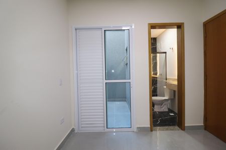 Casa à venda com 140m², 3 quartos e 2 vagasQuarto 2 suíte