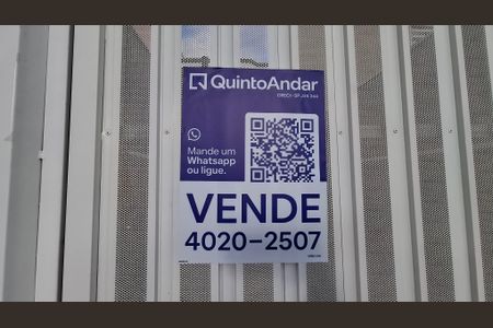 Casa à venda com 140m², 3 quartos e 2 vagas Casa à venda com 140m², 3 quartos e 2 vagasPlaca