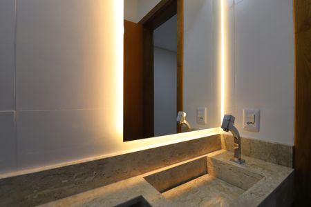 Casa à venda com 140m², 3 quartos e 2 vagasBanheiro Quarto 2 suíte