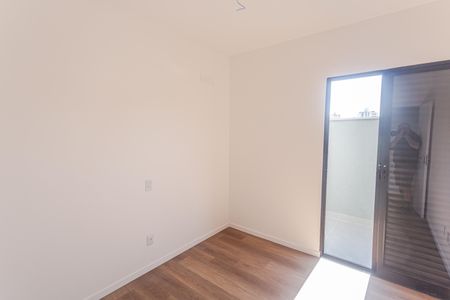 Casa à venda com 155m², 4 quartos e 2 vagasQuarto 3