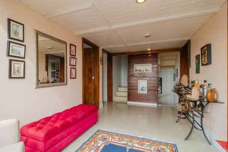 Casa de condomínio à venda com 279m², 3 quartos e 3 vagasSala 2