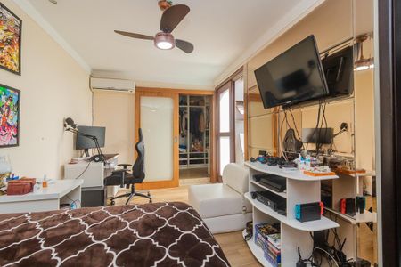 Casa de condomínio à venda com 279m², 3 quartos e 3 vagasSuíte