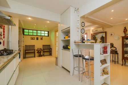 Casa de condomínio à venda com 279m², 3 quartos e 3 vagasCozinha