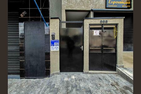 Apartamento para alugar com 60m², 2 quartos e sem vaga Apartamento para alugar com 60m², 2 quartos e sem vagaFachada