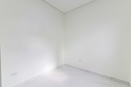 Quarto 1 de apartamento para alugar com 2 quartos, 60m² em Jardim Pinheiros, São Paulo