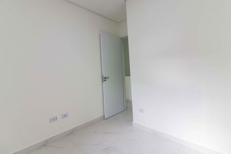 Quarto 1 de apartamento para alugar com 2 quartos, 60m² em Jardim Pinheiros, São Paulo