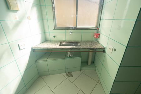 Apartamento para alugar com 128m², 2 quartos e sem vagaCozinha e Área de Serviço