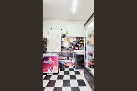 Apartamento à venda com 60m², 2 quartos e 1 vaga Apartamento à venda com 60m², 2 quartos e 1 vagaÁrea Comum - Mercadinho