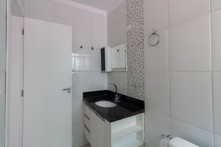 Casa de condomínio à venda com 60m², 2 quartos e 1 vagaBanheiro