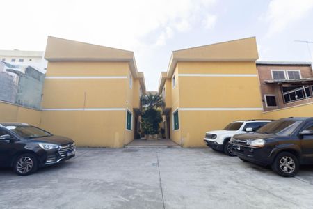 Casa de condomínio à venda com 60m², 2 quartos e 1 vagaÁrea comum