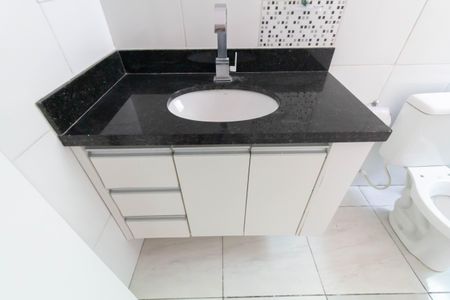 Casa de condomínio à venda com 60m², 2 quartos e 1 vagaBanheiro