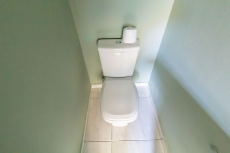 Casa de condomínio à venda com 60m², 2 quartos e 1 vagaLavabo