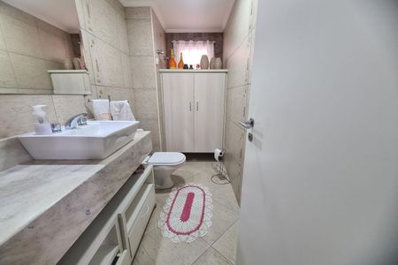 Apartamento à venda com 132m², 3 quartos e 2 vagasLavabo