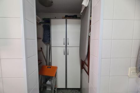 Apartamento à venda com 132m², 3 quartos e 2 vagasÁrea de Serviço