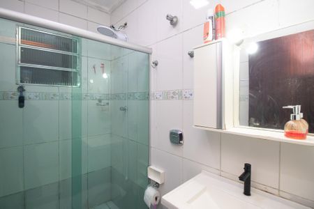 Casa à venda com 200m², 4 quartos e 1 vaga Casa à venda com 200m², 4 quartos e 1 vagaCasa 2 - Banheiro social