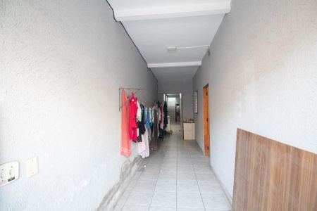 Casa à venda com 200m², 4 quartos e 1 vaga Casa à venda com 200m², 4 quartos e 1 vagaCasa 1 - corredor