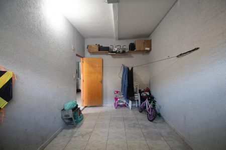 Casa à venda com 200m², 4 quartos e 1 vaga Casa à venda com 200m², 4 quartos e 1 vagaCasa 1 - garagem