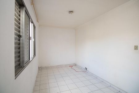 Casa à venda com 200m², 4 quartos e 1 vaga Casa à venda com 200m², 4 quartos e 1 vagaCasa 1 - Quarto