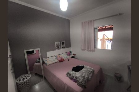 Casa à venda com 190m², 3 quartos e 2 vagasQuarto