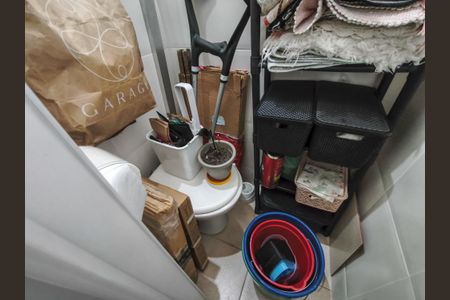 Apartamento à venda com 48m², 1 quarto e sem vagaBanheiro de serviço