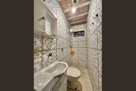 Casa à venda com 90m², 4 quartos e 3 vagas Casa à venda com 90m², 4 quartos e 3 vagasBanheiro 2