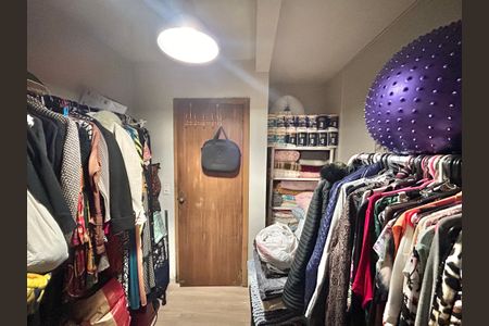 Casa à venda com 90m², 4 quartos e 3 vagas Casa à venda com 90m², 4 quartos e 3 vagasQuarto 2