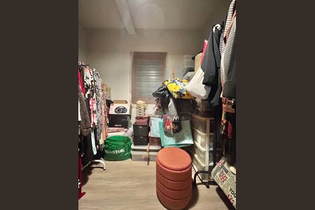 Casa à venda com 90m², 4 quartos e 3 vagas Casa à venda com 90m², 4 quartos e 3 vagasQuarto 2