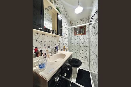 Casa à venda com 90m², 4 quartos e 3 vagas Casa à venda com 90m², 4 quartos e 3 vagasBanheiro da Suíte