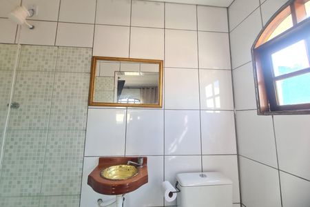 Casa para alugar com 400m², 2 quartos e 4 vagas Casa para alugar com 400m², 2 quartos e 4 vagasBanheiro da Suíte 2