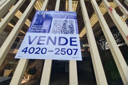 Casa para alugar com 400m², 2 quartos e 4 vagas Casa para alugar com 400m², 2 quartos e 4 vagasPlaquinha