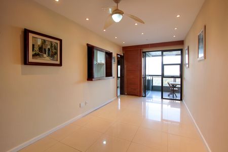Sala de apartamento à venda com 1 quarto, 72m² em Barra da Tijuca, Rio de Janeiro