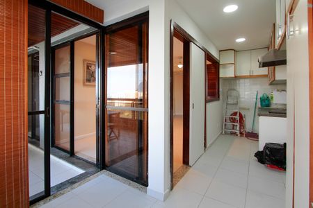Cozinha de apartamento à venda com 1 quarto, 72m² em Barra da Tijuca, Rio de Janeiro