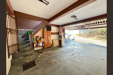 Casa à venda com 110m², 2 quartos e 2 vagas Casa à venda com 110m², 2 quartos e 2 vagasGaragem