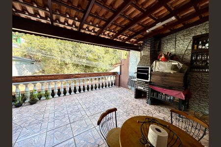 Casa à venda com 110m², 2 quartos e 2 vagas Casa à venda com 110m², 2 quartos e 2 vagasÁrea Gourmet