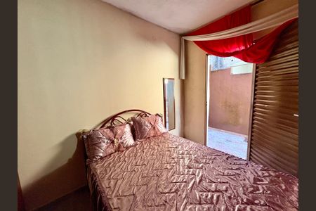 Casa à venda com 110m², 2 quartos e 2 vagas Casa à venda com 110m², 2 quartos e 2 vagasQuarto 1