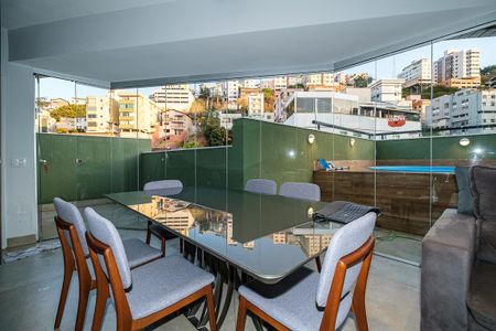 Apartamento à venda com 220m², 2 quartos e 2 vagas Apartamento à venda com 220m², 2 quartos e 2 vagasSala 2