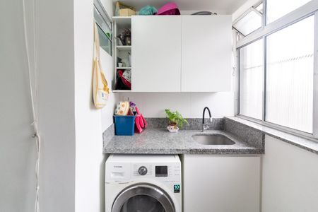 Apartamento à venda com 69m², 2 quartos e 1 vagaÁrea de Serviço