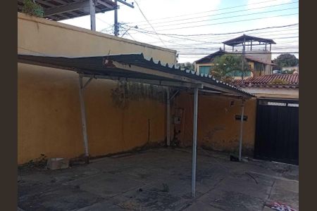 Casa para alugar com 85m², 3 quartos e 6 vagas