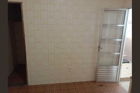 Casa para alugar com 85m², 3 quartos e 6 vagas