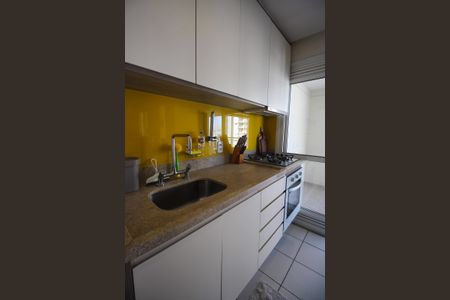 Apartamento à venda com 79m², 2 quartos e 2 vagasCozinha