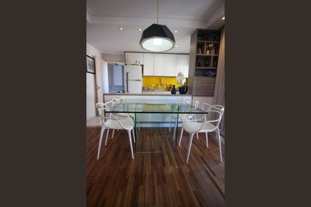 Apartamento à venda com 79m², 2 quartos e 2 vagasSala