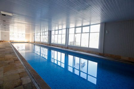 Apartamento à venda com 79m², 2 quartos e 2 vagasÁrea comum - Piscina Coberta