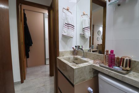 Apartamento à venda com 110m², 2 quartos e 2 vagasBanheiro 2